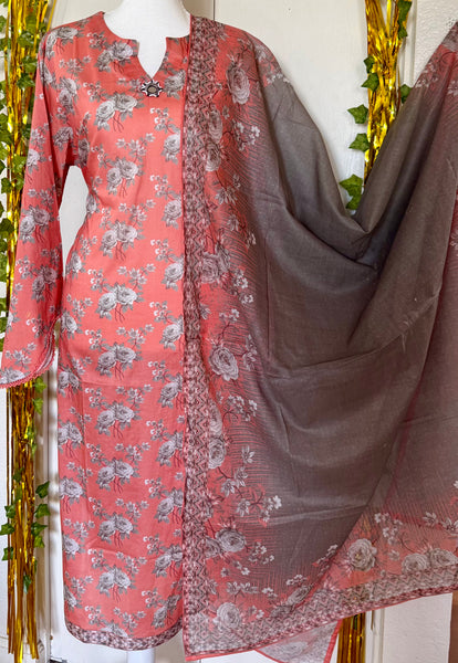 Pakistani designer salwar Kameez casual wear, Pakistani casual dress