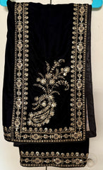Pakistani velvet salwar kameez party wear dress, velvet dress