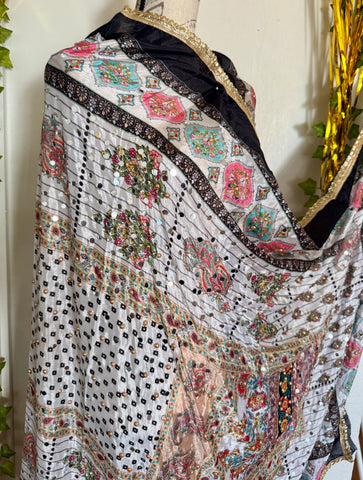 Pakistani mirror dupatta, wrap, scarf, Pakistani wedding dupatta, silk dupatta