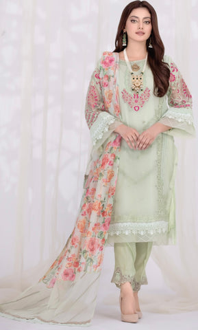Pakistani designer salwar Kameez party wear