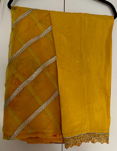 Pakistani designer salwar Kameez